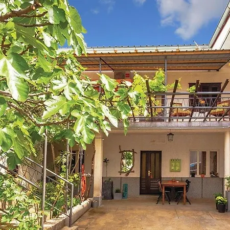 Apartamento Sinisa *
