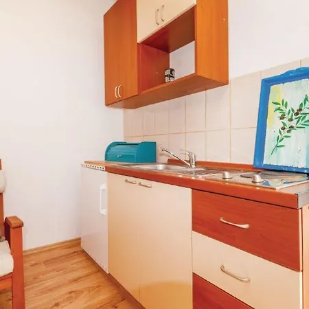 Sinisa Apartamento